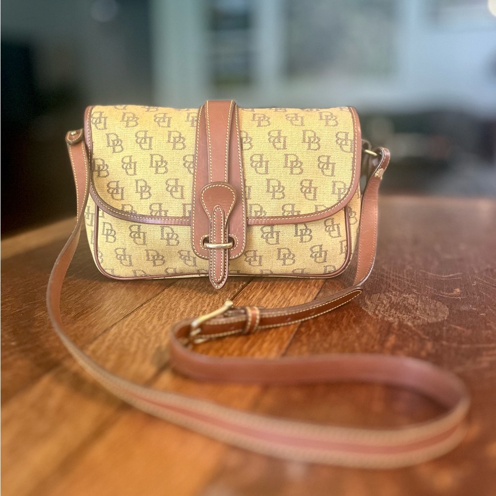 Dooney & Bourke Vintage Tan and Brown Large Equestrian Shoulder Bag